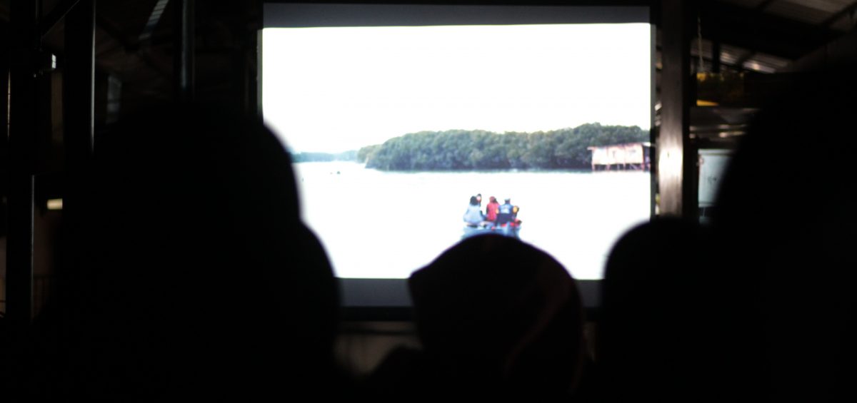 Nonton Bareng Film Dokumenter Pulau Plastik